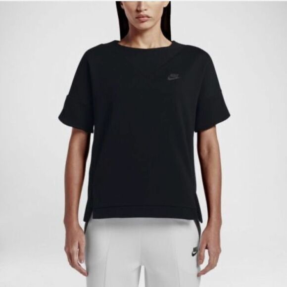 Nike Tech Women’s Large Fleece Short Sleeve Sweatshirt Black Activewear NEW - Picture 1 of 7